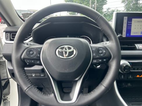 Used 2024 Toyota RAV4 XLE w/ Convenience Package AWD/4WD image 13