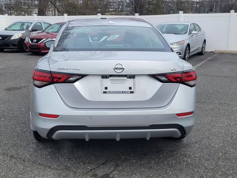 Certified 2023 Nissan Sentra SV image 7