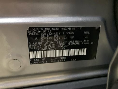 Used 2021 Toyota RAV4 XLE image 32