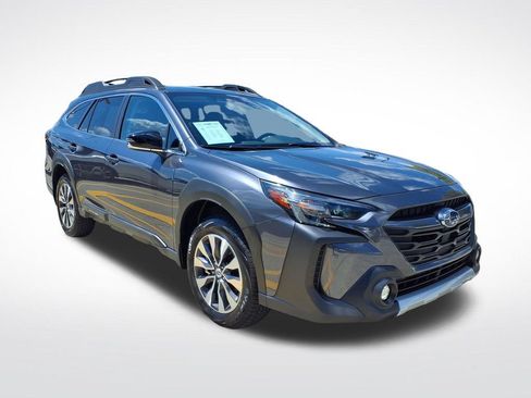 Used 2025 Subaru Outback Limited w/ Popular Package #2 AWD/4WD image 4
