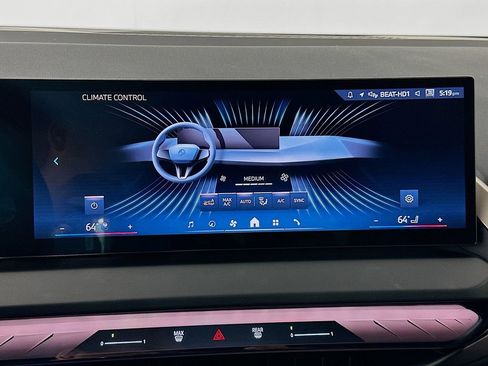 Used 2025 BMW X3 xDrive30i w/ Premium Package image 15