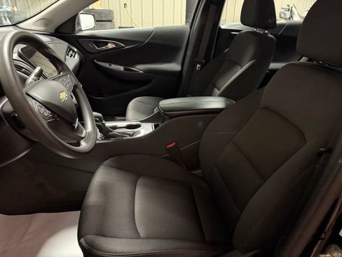 Used 2024 Chevrolet Malibu LT FWD image 14