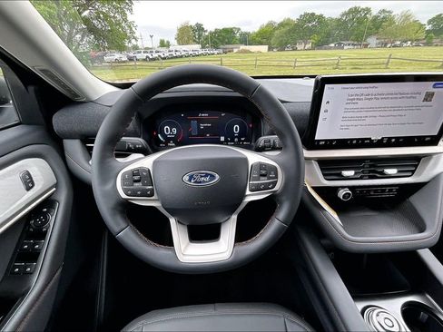 New 2026 Ford Explorer Active image 15