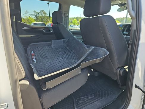 Used 2023 Chevrolet Silverado 1500 LT Trail Boss w/ Protection Package AWD/4WD image 14