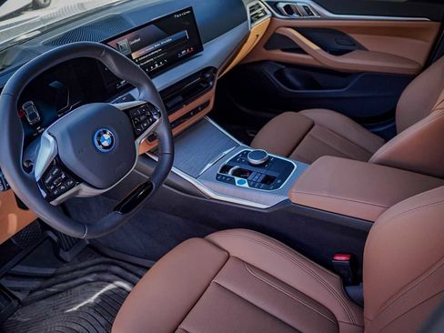Used 2025 BMW i4 xDrive40i w/ Premium Package image 11