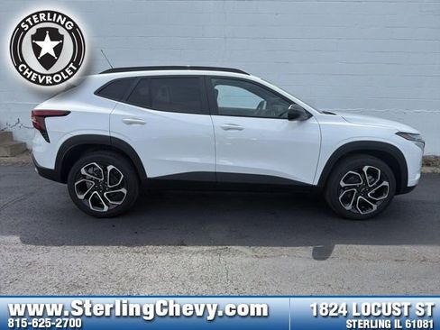 New 2026 Chevrolet Trax RS FWD image 6