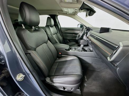 Used 2025 MAZDA CX-50 AWD 2.5 Hybrid w/ Premium Pkg image 32