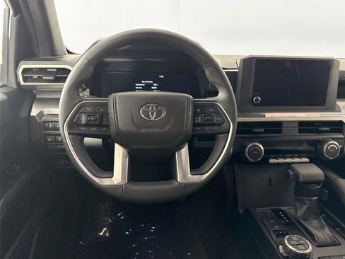 Certified 2025 Toyota Tacoma TRD Off-Road image 29