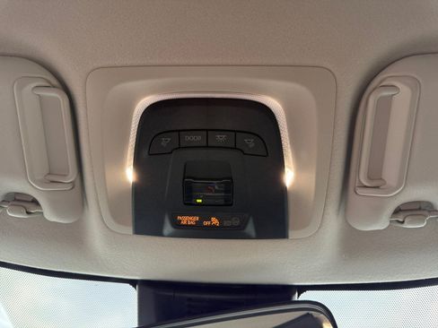 Used 2024 Toyota Corolla LE FWD image 31