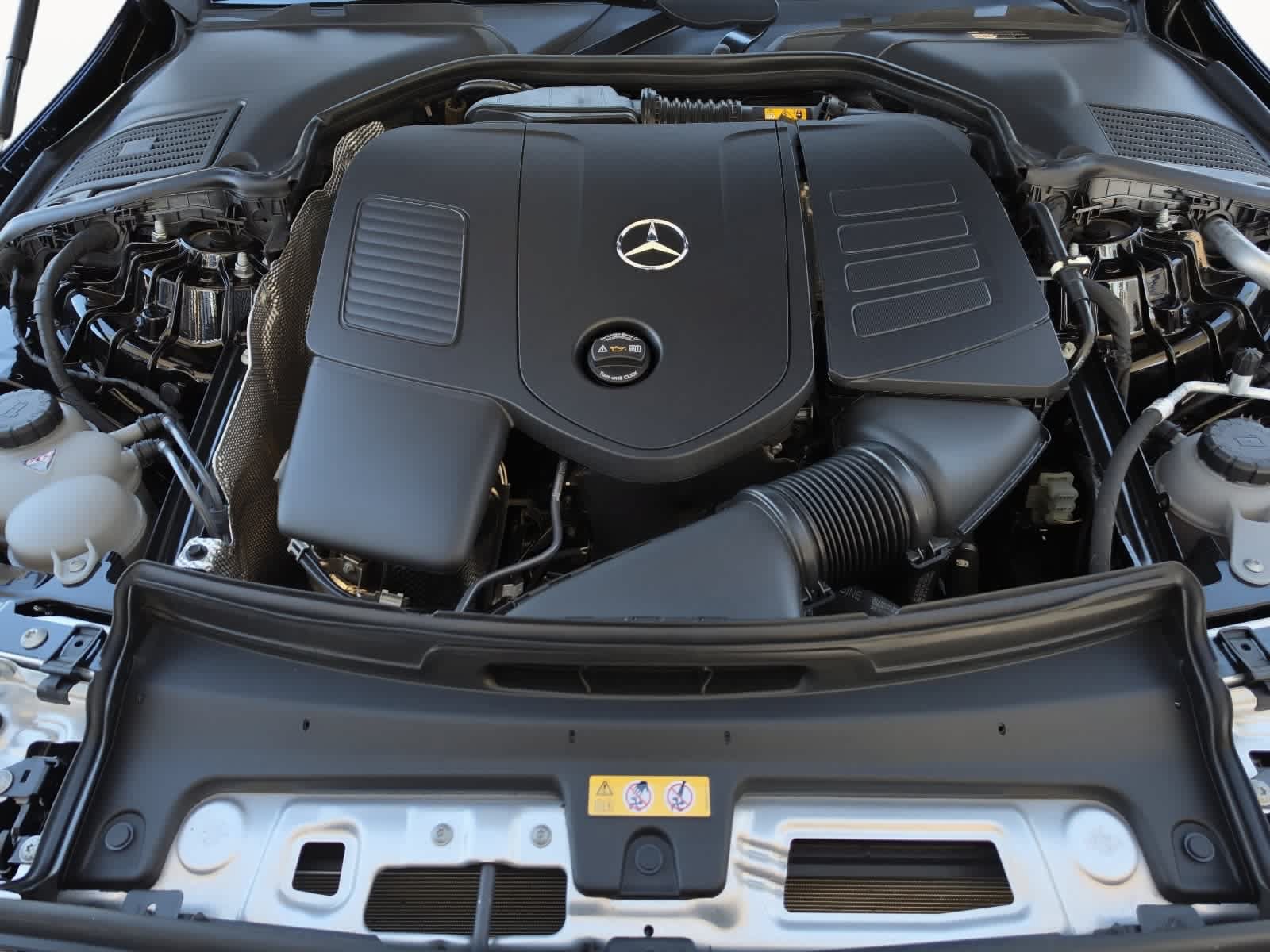 Used 2023 Mercedes-Benz C 300 Sedan image 32