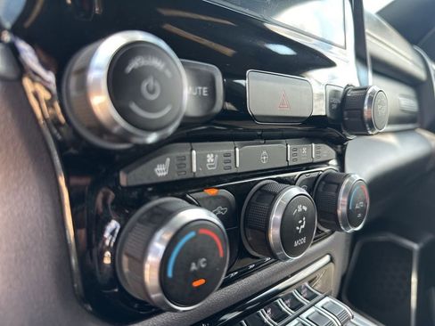 Used 2022 RAM 2500 Laramie w/ Night Edition image 24