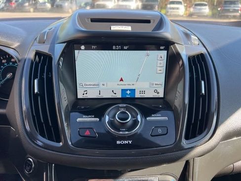 Used 2016 Ford Escape Titanium w/ Equipment Group 301A AWD/4WD image 28
