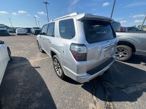 Used 2023 Toyota 4Runner Limited AWD/4WD image 6
