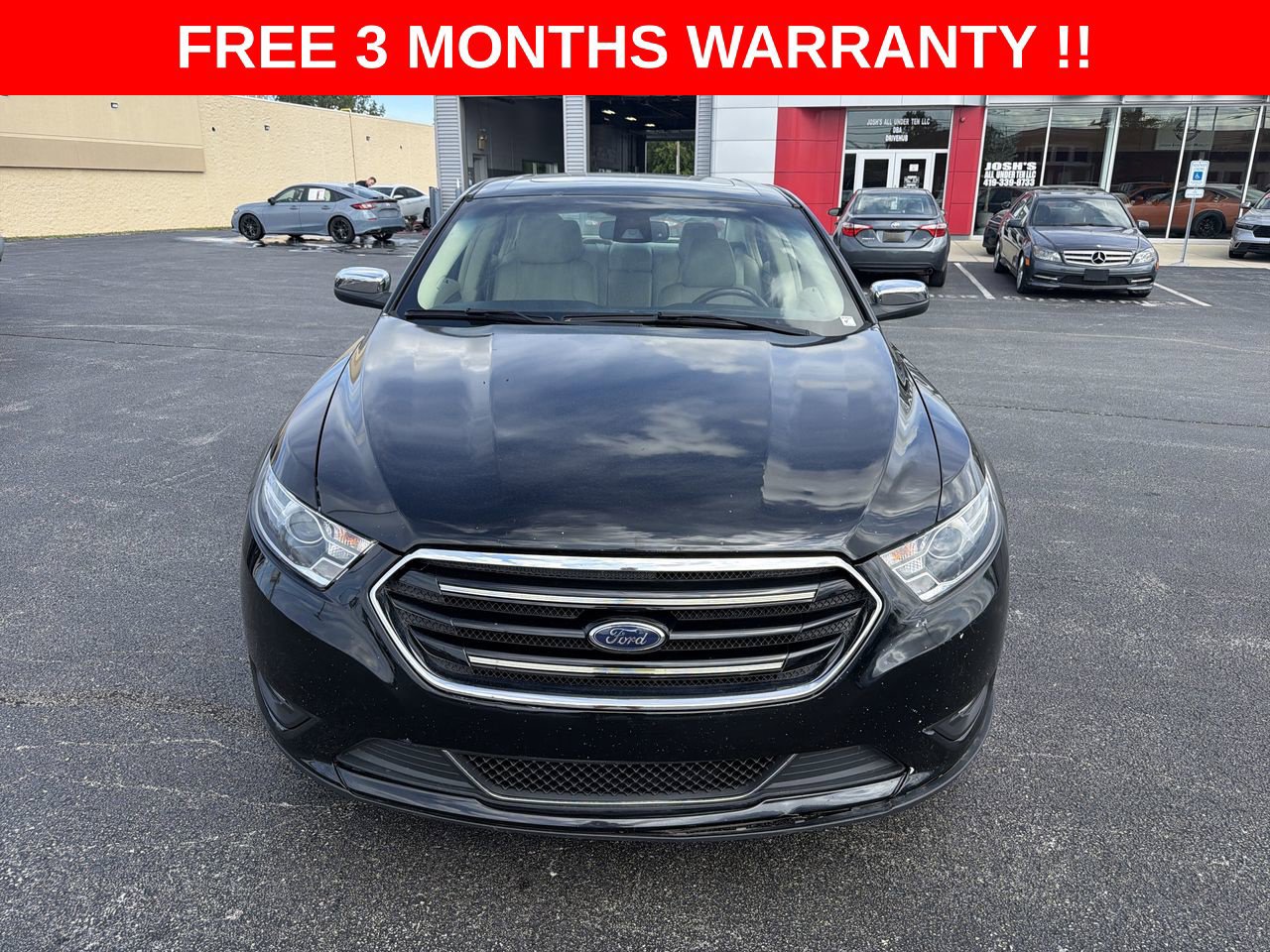 Used 2017 Ford Taurus Limited FWD image 25