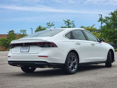 Used 2023 Honda Accord EX image 21