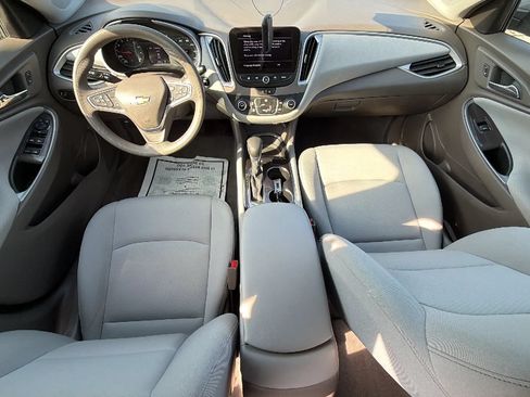 Used 2022 Chevrolet Malibu LS w/ Driver Confidence Package II FWD image 29