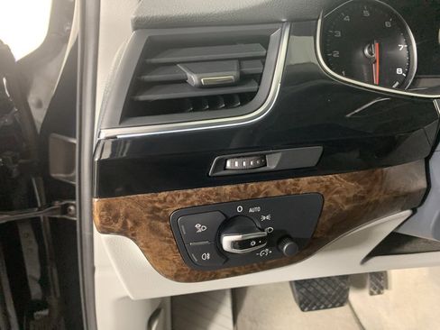 Used 2017 Audi Q7 3.0T Premium Plus image 17