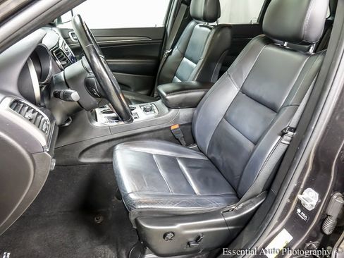 Used 2021 Jeep Grand Cherokee Limited image 9