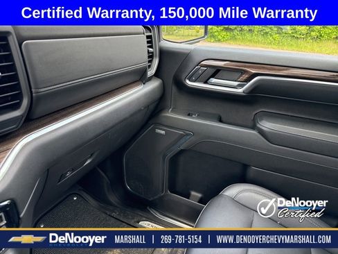 Used 2024 Chevrolet Silverado 1500 LT Trail Boss w/ LT Trail Boss Premium Package AWD/4WD image 24
