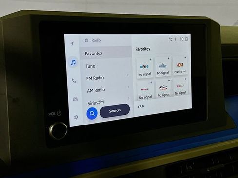 Certified 2025 Toyota Tacoma TRD Off-Road image 15