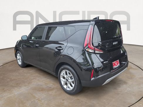 Certified 2025 Kia Soul LX image 6