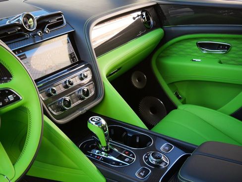 New 2026 Bentley Bentayga Speed image 14