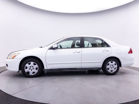 Used 2007 Honda Accord LX image 23