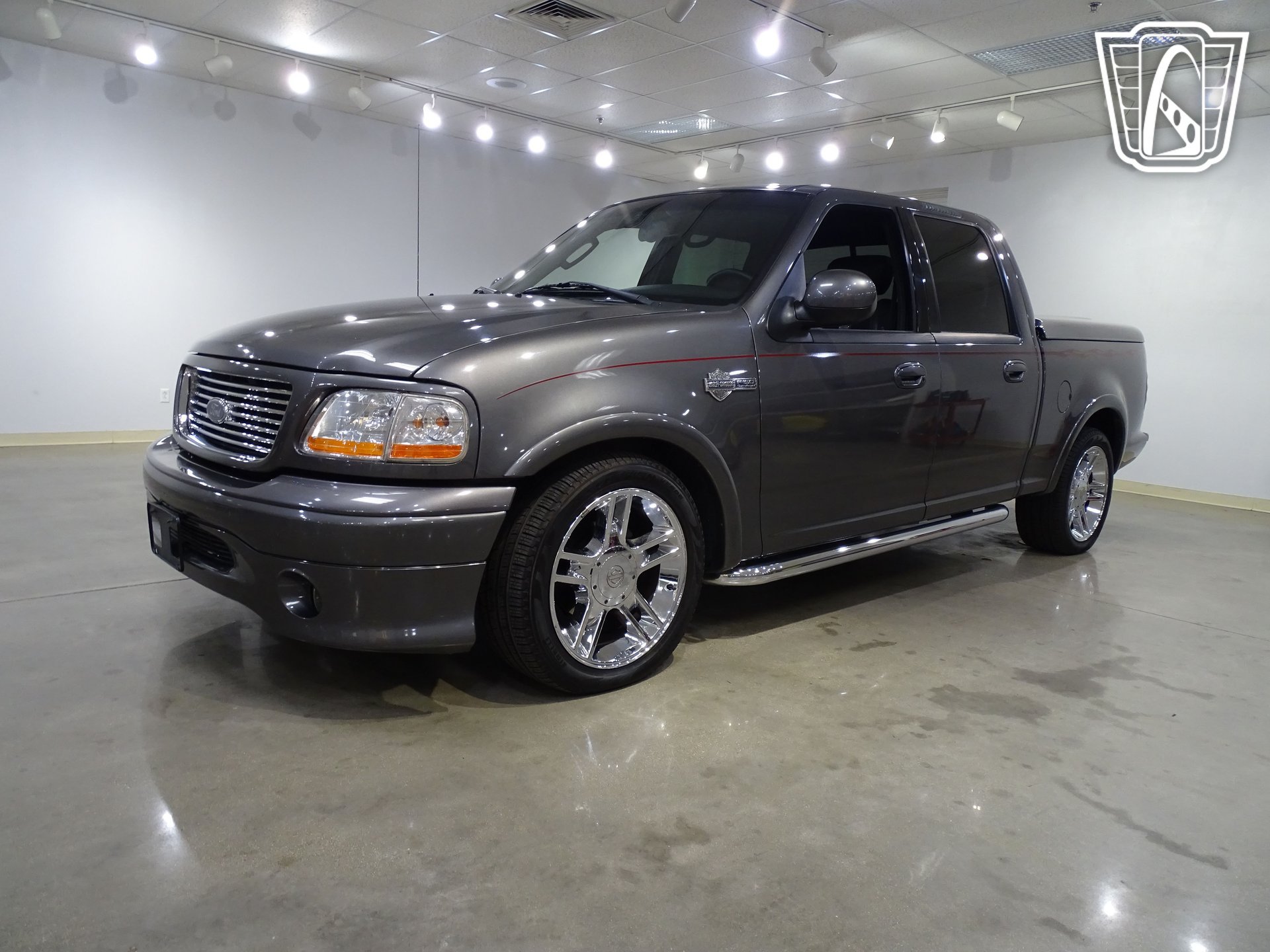 Used 2002 Ford F150 Harley-Davidson RWD image 3