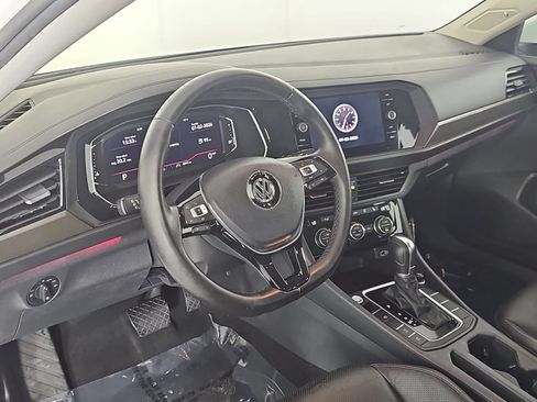 Used 2019 Volkswagen Jetta SEL Premium FWD image 15