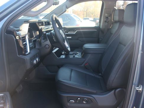 New 2026 GMC Sierra 1500 Denali w/ Denali Reserve Package image 14