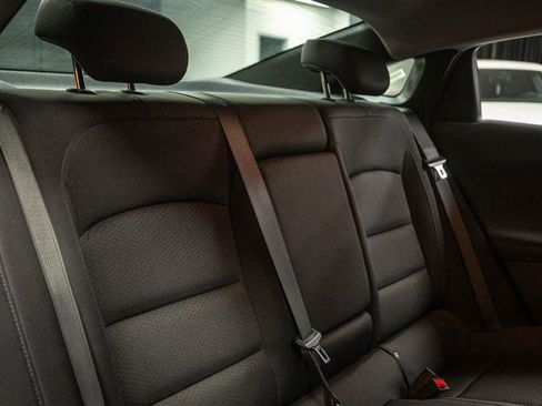 Used 2023 Chevrolet Malibu LT image 16
