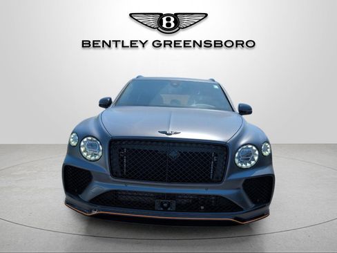Used 2025 Bentley Bentayga AWD/4WD image 14