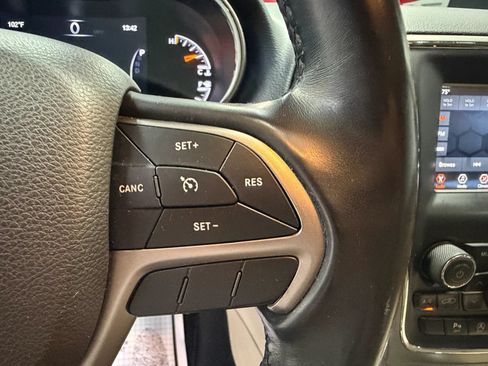 Used 2021 Jeep Grand Cherokee Laredo RWD image 30