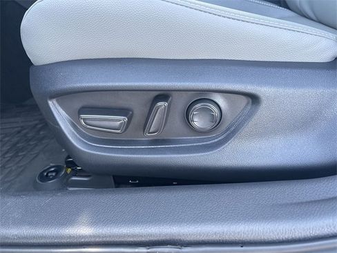 New 2026 Toyota Camry SE image 13