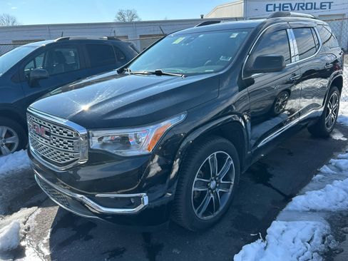 Used 2019 GMC Acadia Denali w/ Technology Package image 1
