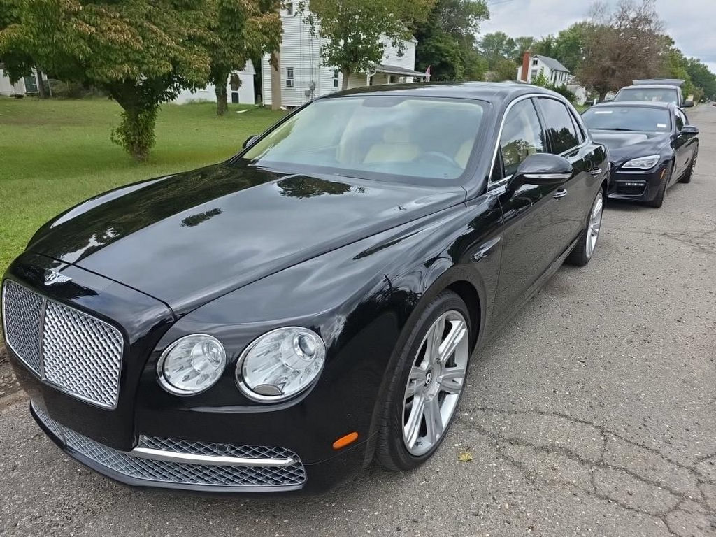 Used 2016 Bentley Flying Spur W12 AWD/4WD image 2