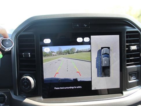 New 2026 Ford F150 XLT w/ Equipment Group 302A MID image 15