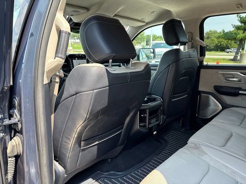 Used 2022 RAM 1500 Limited AWD/4WD image 16