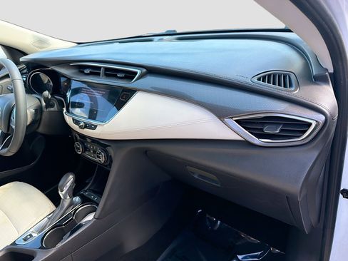 Used 2022 Buick Encore GX Select image 31