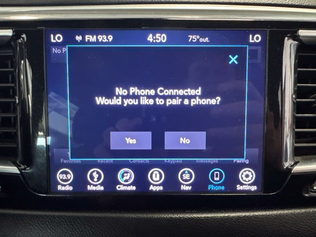 Used 2018 Chrysler Pacifica Touring Plus w/ S Appearance Package FWD image 19
