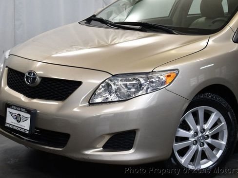 Used 2010 Toyota Corolla image 2