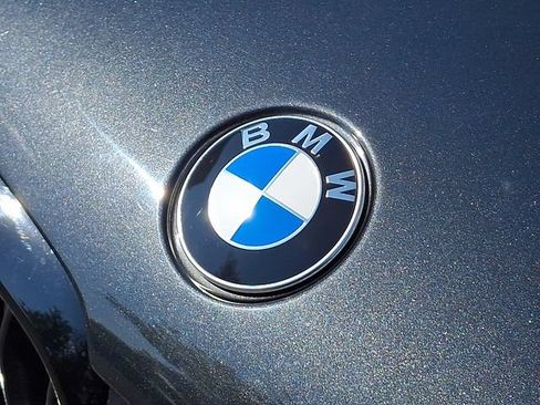 Used 2018 BMW 530i xDrive AWD/4WD image 35