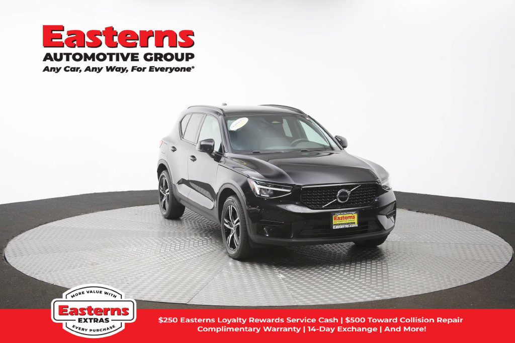Used 2024 Volvo XC40 B5 Core AWD/4WD image 52