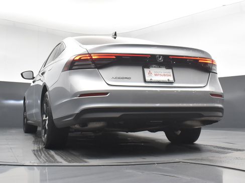 Used 2025 Honda Accord SE image 23