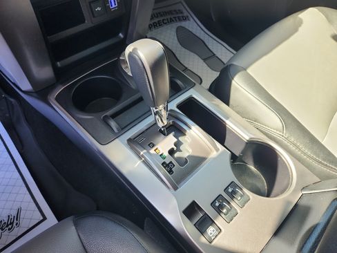 Used 2022 Toyota 4Runner SR5 Premium w/ Moonroof Package image 35