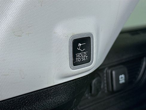 Used 2023 Jeep Grand Cherokee 4WD 4xe image 30