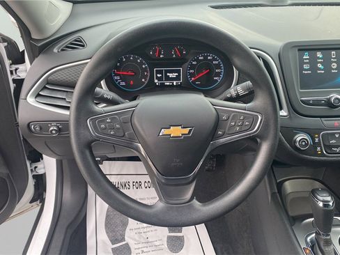 Used 2018 Chevrolet Malibu LS image 29