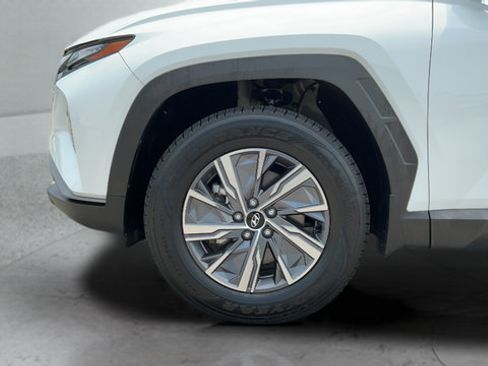 Used 2022 Hyundai Tucson Blue AWD/4WD image 26