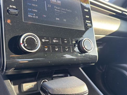 Used 2023 Hyundai Santa Cruz SEL w/ Cargo Package image 22