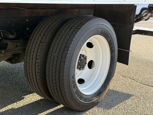 New 2024 Chevrolet Low Cab Forward image 10